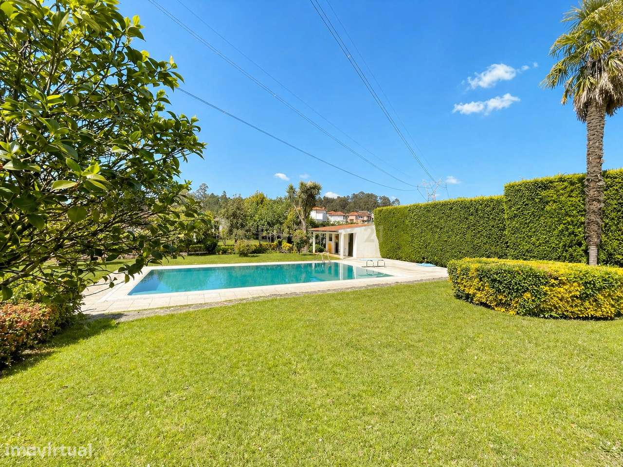 Moradia T3 com excelente privacidade, piscina e grande espaço exterior-33
