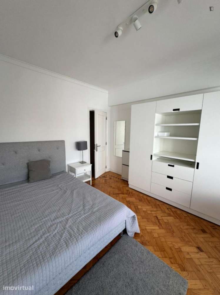 Quarto - localizado em Alcântara Lisbon - Grande imagem: 5/10