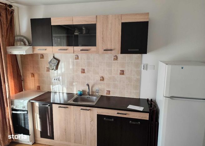 Apartament 2 camere Pacurari  1 minut de  Alpha Bank.-3