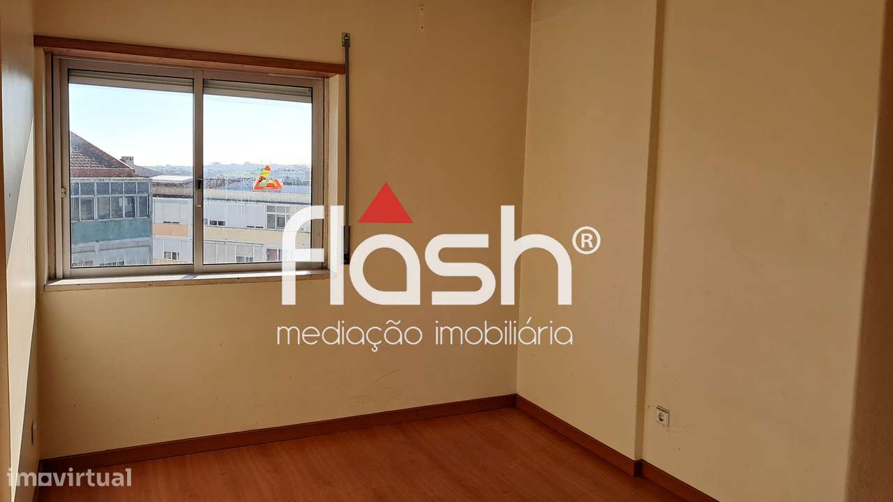 Apartamento T2 em Queluz-14