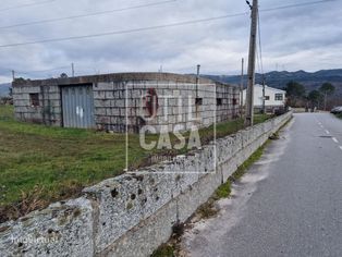 Armazém em Telões (Vila Pouca de Aguiar) - Grande imagem: 2/4