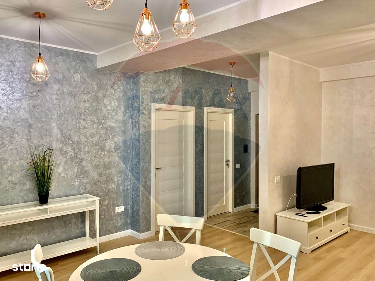 Apartament cu 2 camere de închiriat în Mamaia - Imagine principală: 4/9