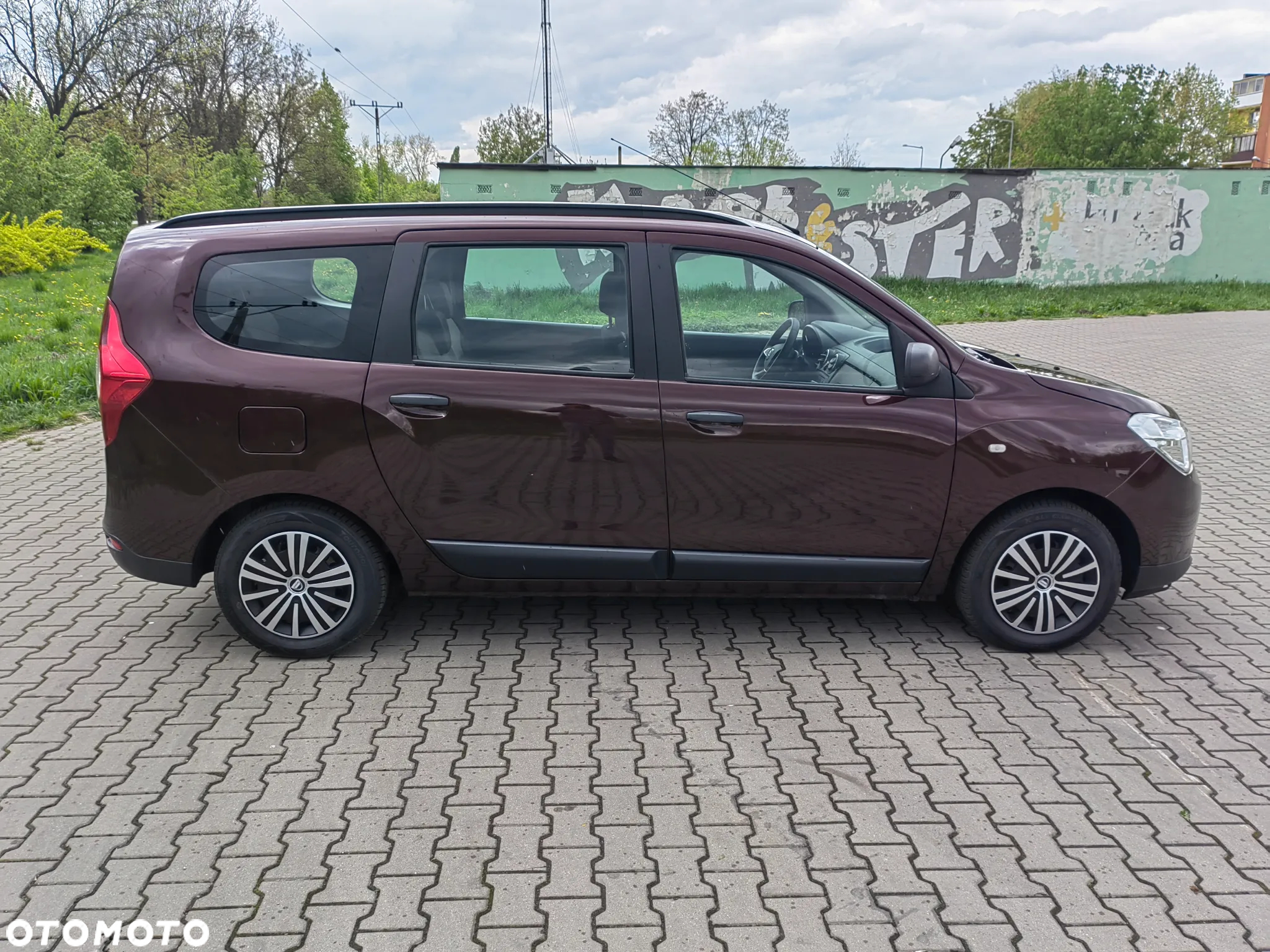 Dacia Lodgy 1.6 SCe Ambiance S&S - 4