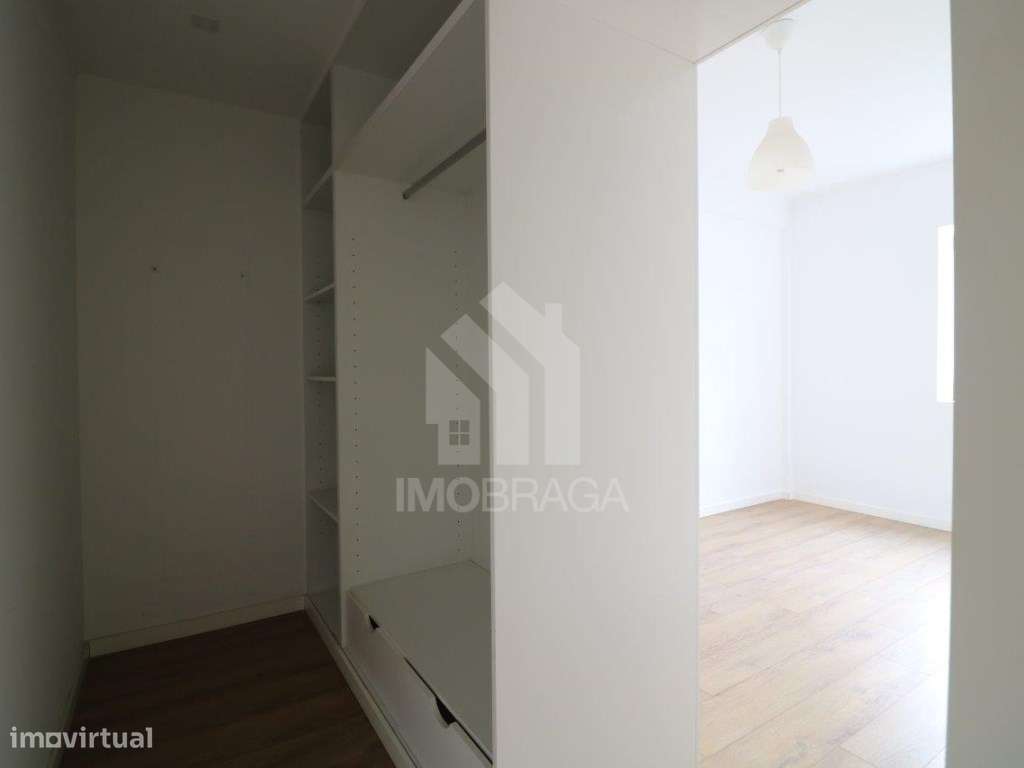 T3 REMODELADO | ÚLTIMO ANDAR | GARAGEM | GULBENKIAN - BRAGA-22