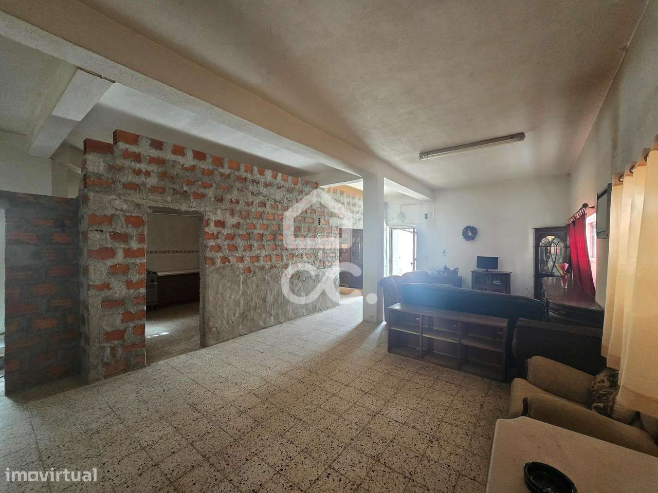 Moradia T3 com Garagem e Lote de 1110 m² – São Julião do Tojal, Loures-8