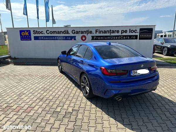 BMW Seria 3 330i AT M Sport - 2