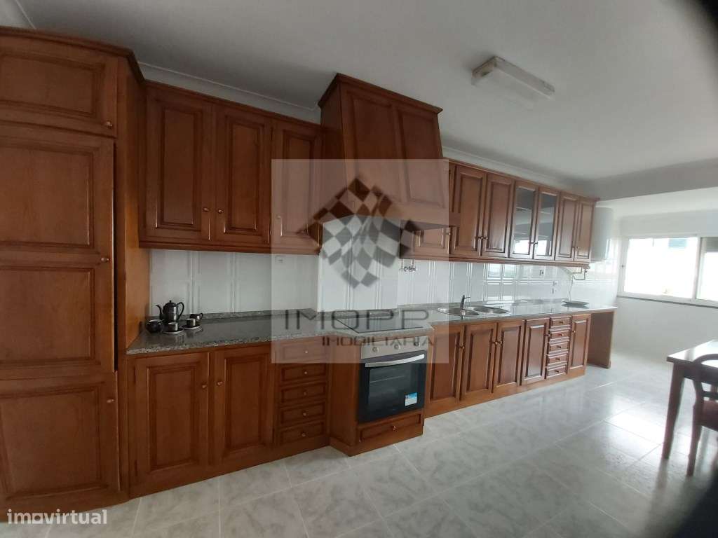 Moradia Bifamiliar T4 - Grande imagem: 5/45