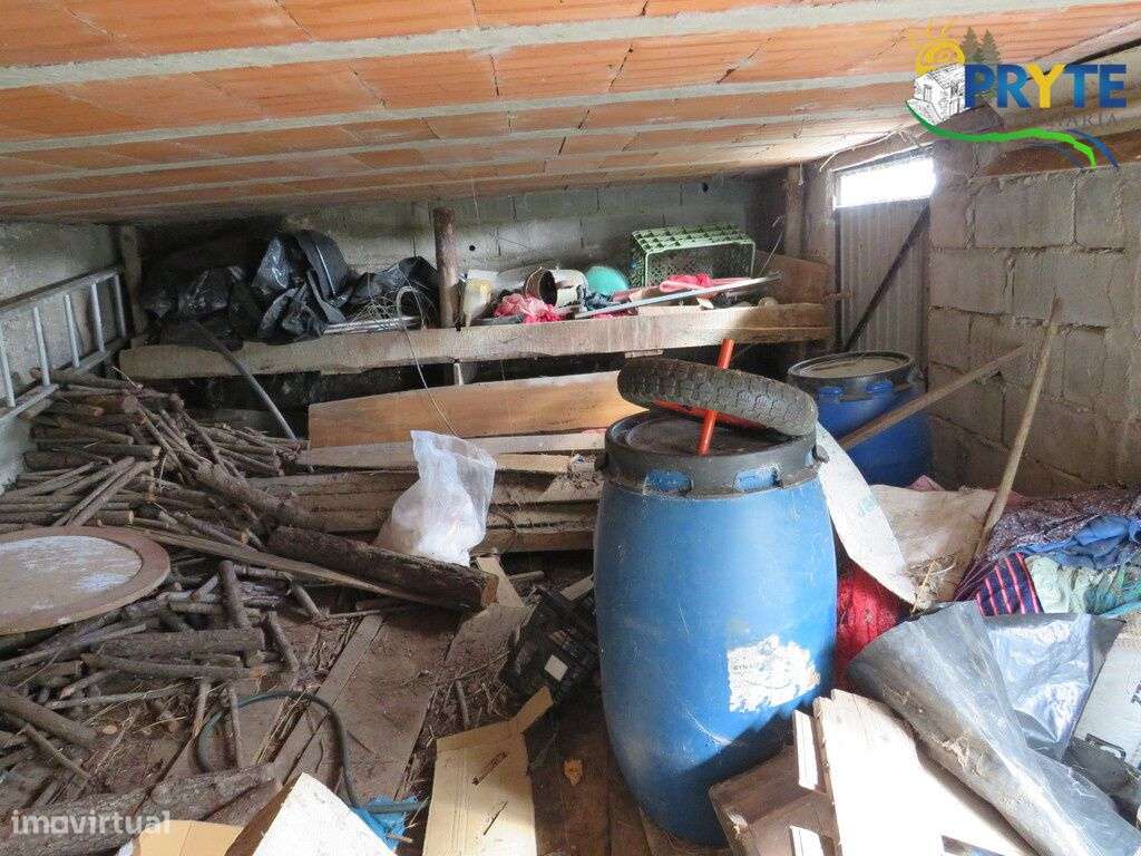 Moradia T3 situada em Outeiro da Lagoa, a apenas 5 minutos da Sertã-37