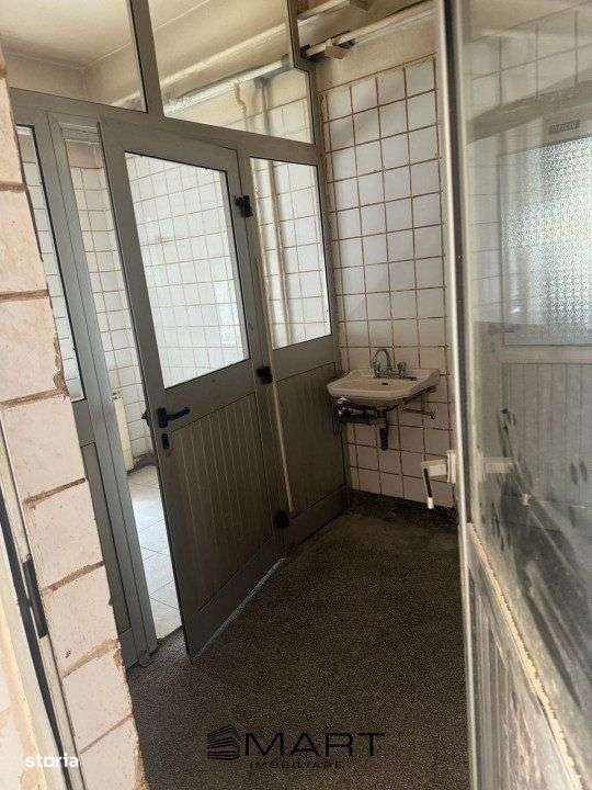 Spatiu comercial de vanzare – 380 mp, Terezian, Sibiu - Imagine principală: 4/19