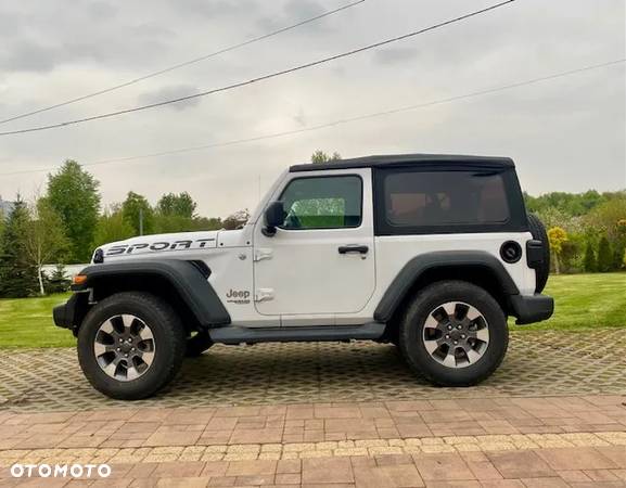 Jeep Wrangler - 1