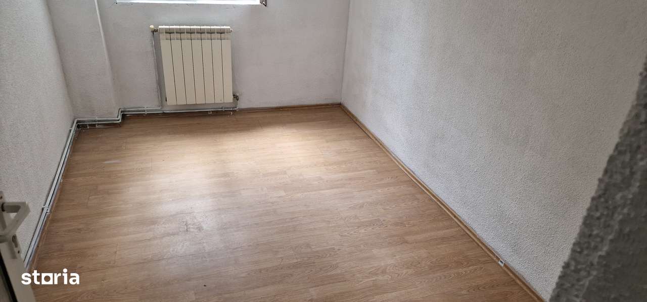 Apartament 3 camere in casă Bușteni-0