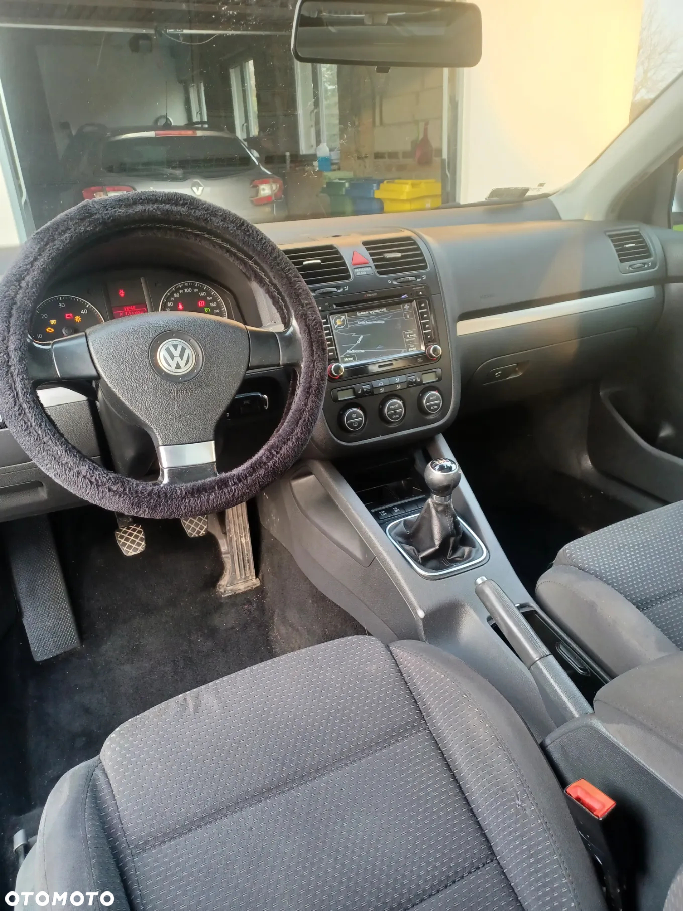 Volkswagen Golf V 2.0 TDI Comfortline - 6