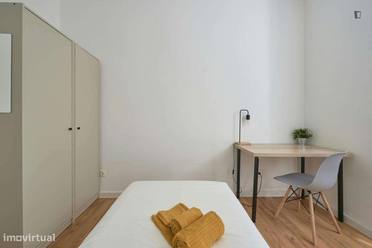 Quarto - localizado em Penha de França Lisbon - Grande imagem: 4/28