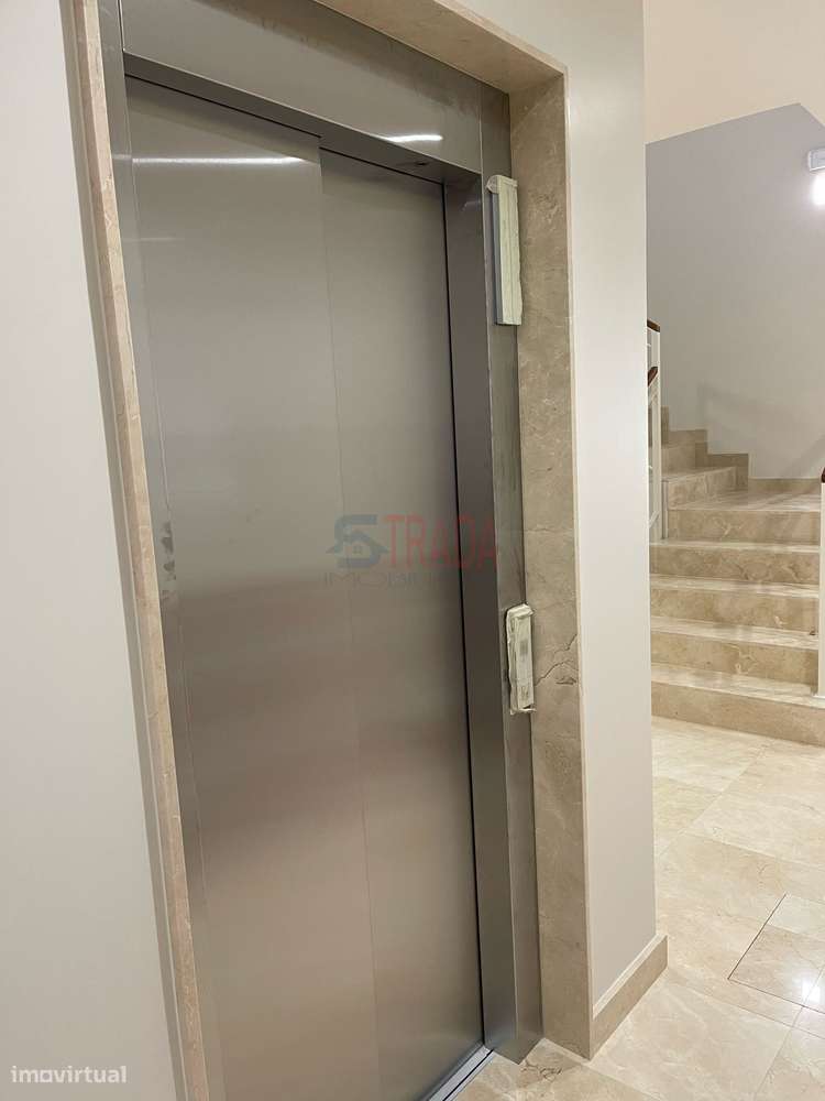 Venda Apartamento T1 rua S. Vicente - Braga-6