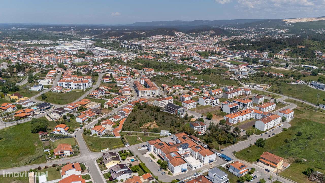 Terreno Urbano com 587 m² para Construção em Pombal – Zona em Crescime-16