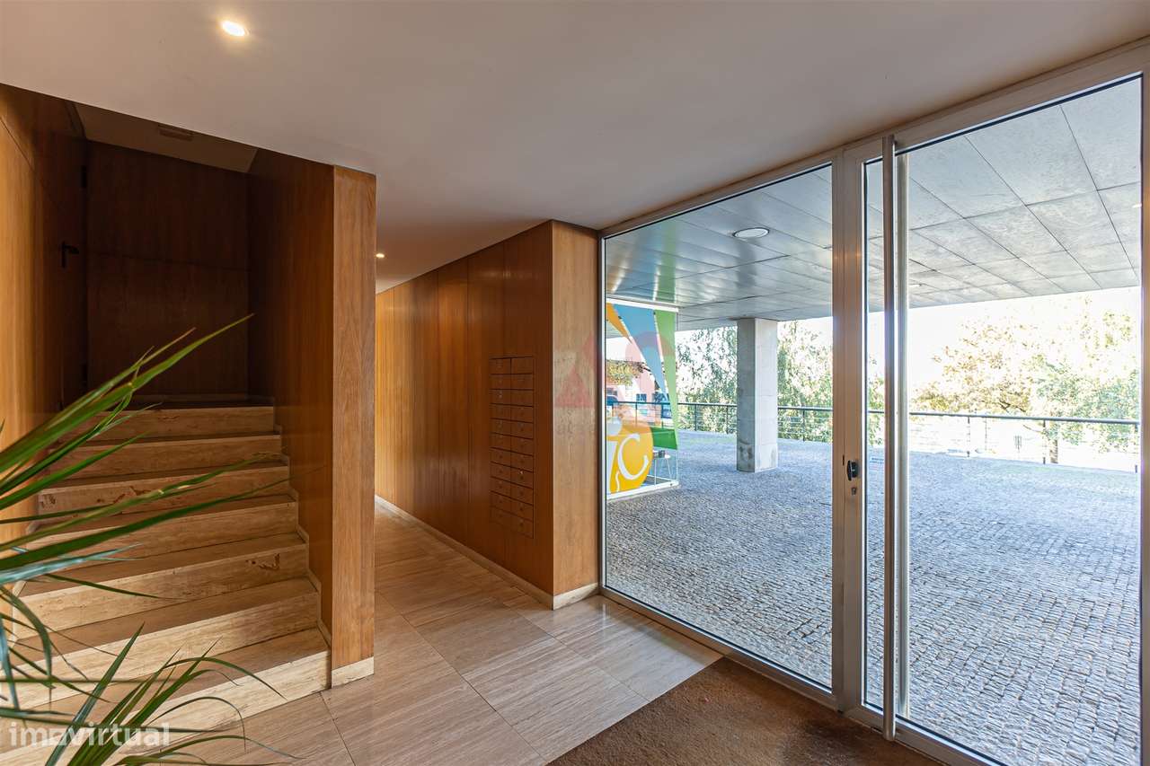 Apartamento T3 Duplex no coração da cidade da Maia,  com 3 Lugares de - Grande imagem: 4/37