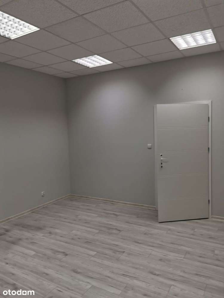 Obiekt handlowo-biurowy 3020m2 na sprzedaż-4