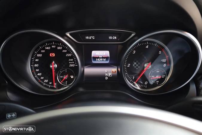 Mercedes-Benz A 220 d AMG Line Aut. - 42