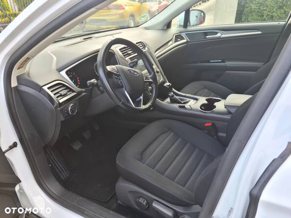 Ford Mondeo 2.0 TDCi Ambiente - 25