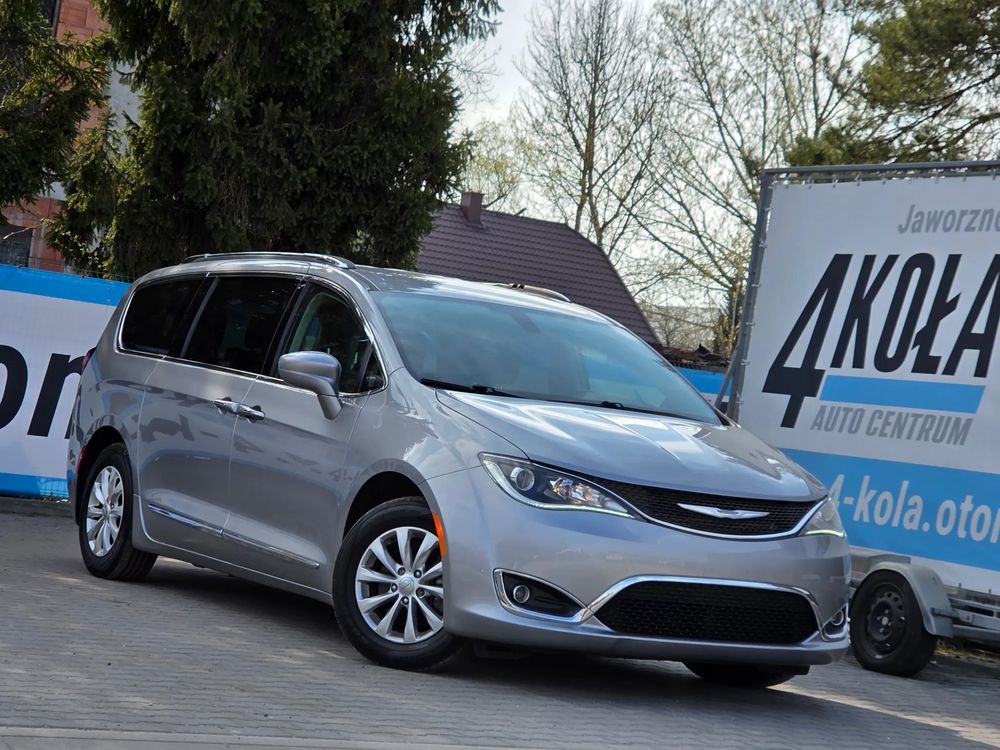 Chrysler Pacifica 2019