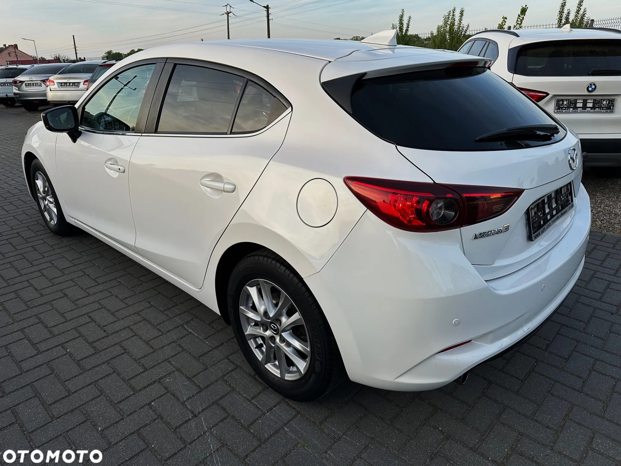 Mazda 3 SKYACTIV-G 120 Automatik Center-Line - 6