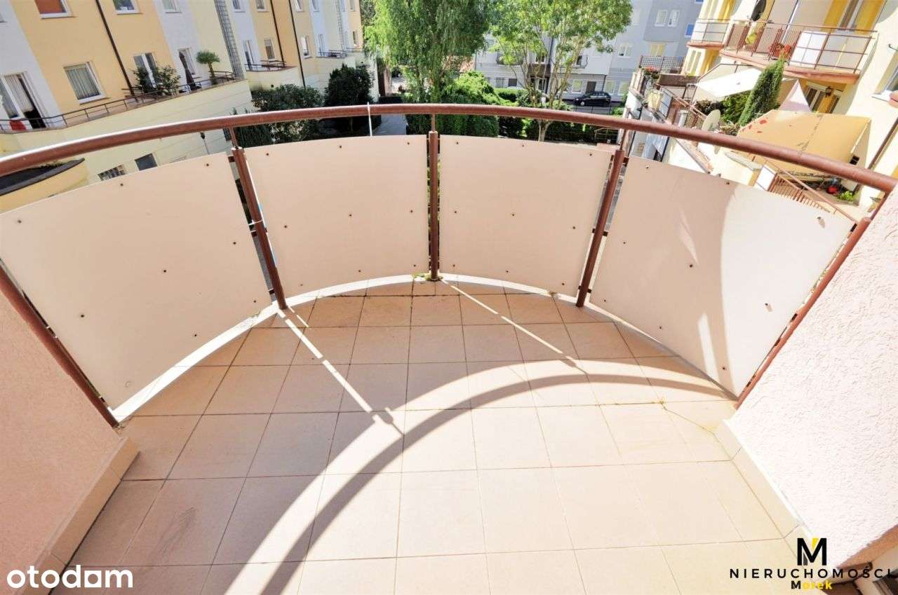 3 pokojowe mieszkanie przy ul. Zaplecznej.-11