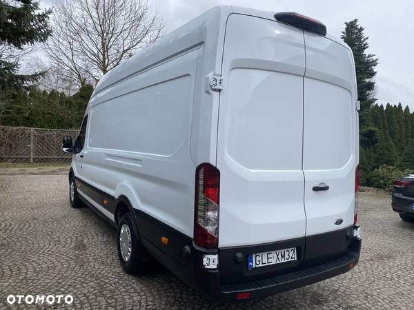 Ford Transit - 2