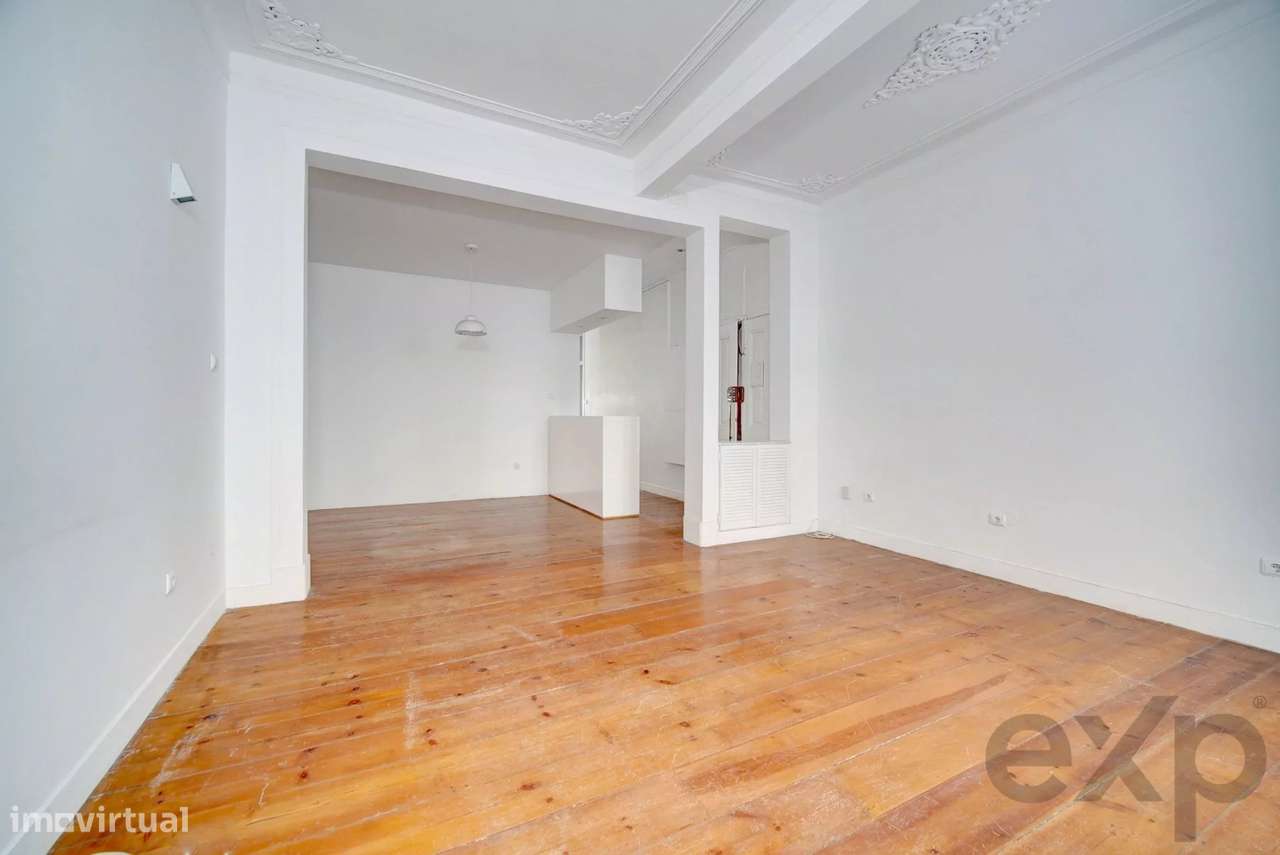Apartamento T1+1 junto ao Jardim da Estrela – Lisboa-3