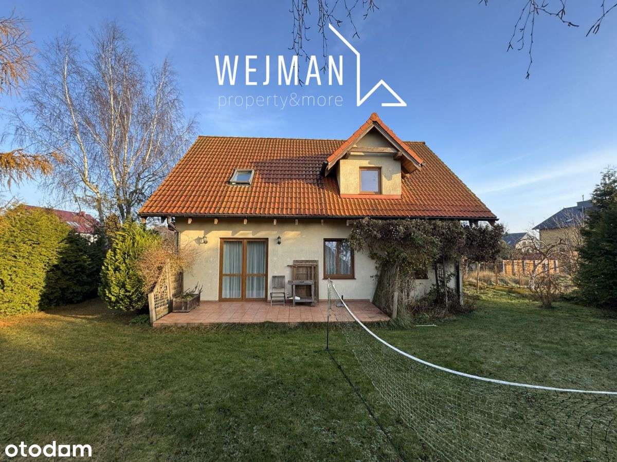 Przytulny i kameralny dom z zadbanym ogrodem-6