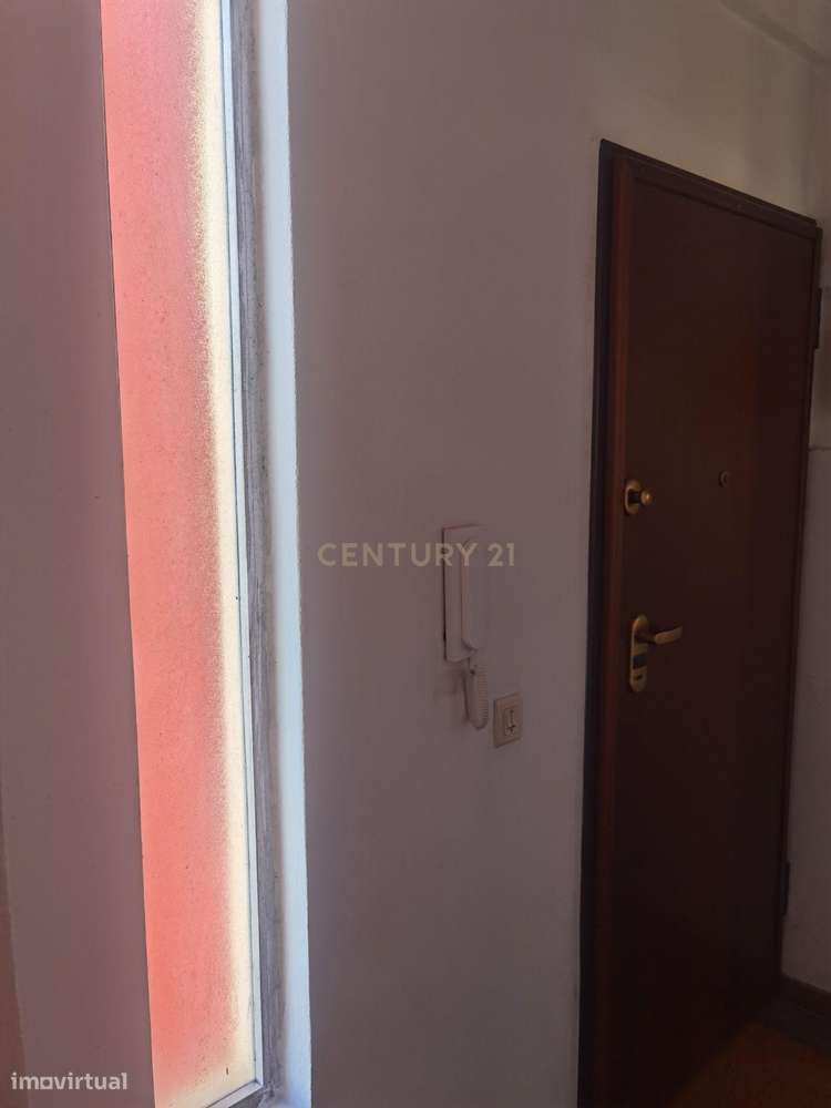 Apartamento T2 Quinta do Rouxinol, Corroios.-22