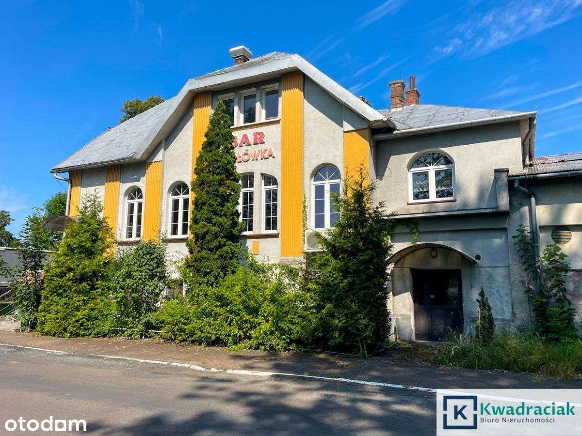Budynek komercyjny 487 m² z garażami – Jasło, tere-9