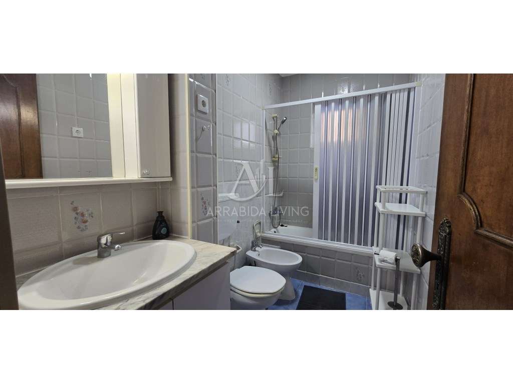 Apartamento T3 mobilado e equipado-12