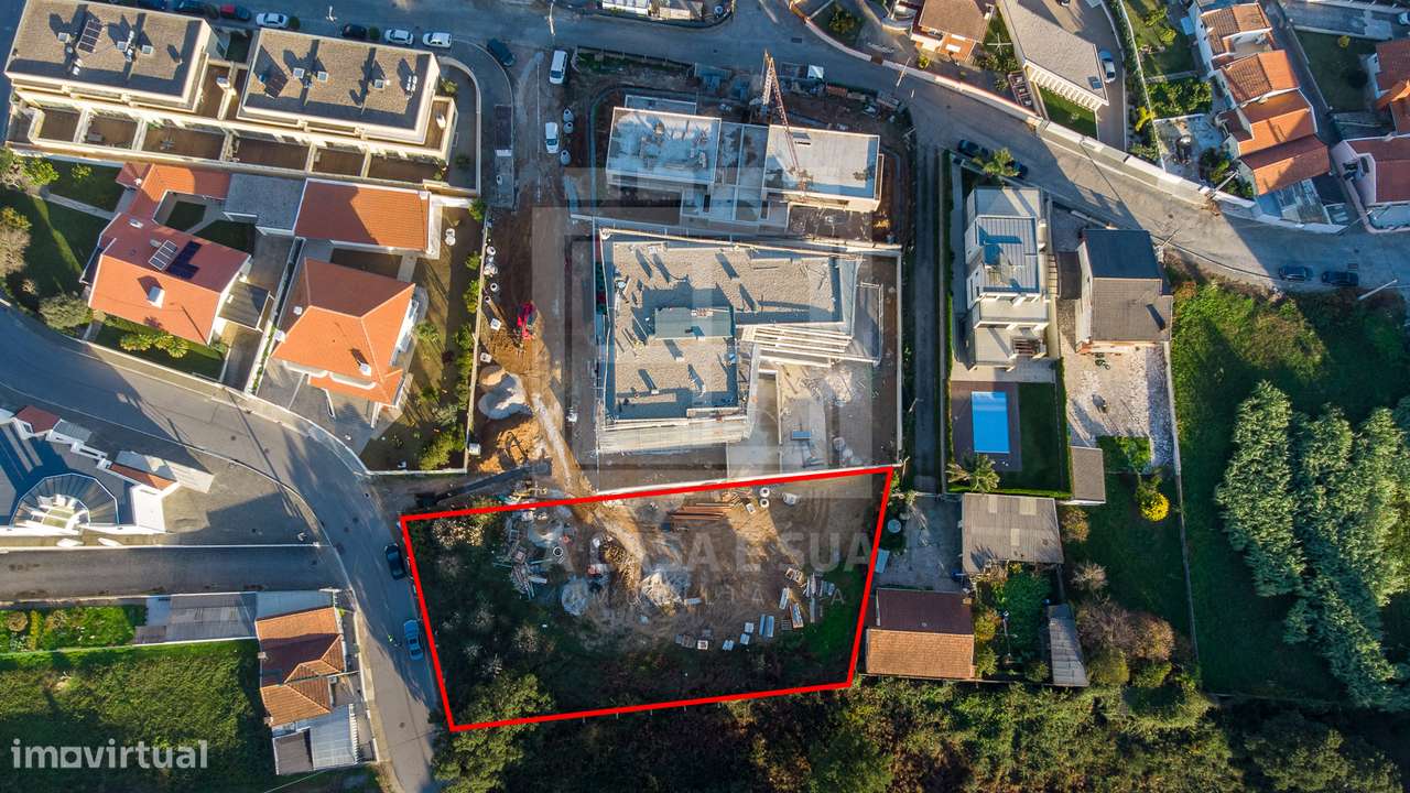 Terreno urbano perto da praia de Brito, em São Félix da Marinha - Grande imagem: 5/11