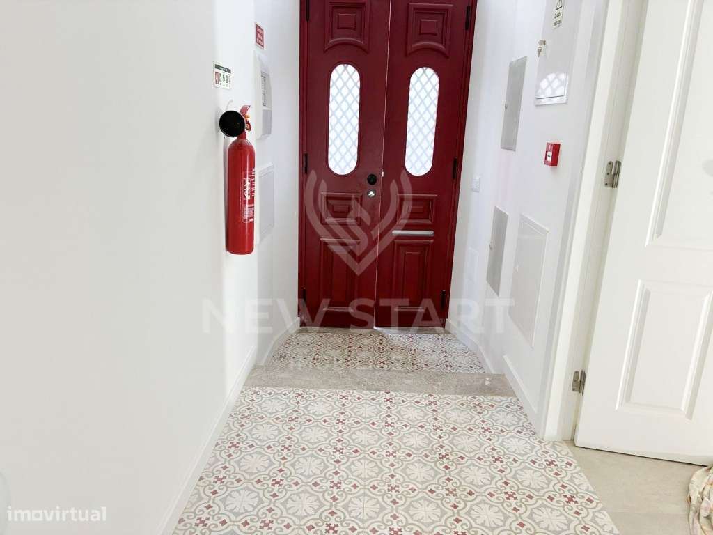 Moradia T2 típica algarvia totalmente recuperada em Olhão-9