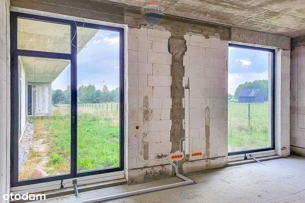 Duża nowoczesna rezydencja z widokiem na stadninę - Pełny obrazek: 5/20