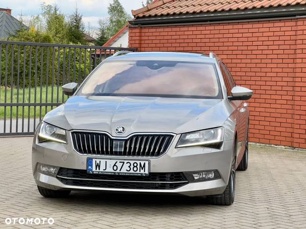 Skoda Superb Combi 2.0 TSI 4x4 DSG L&K - 10