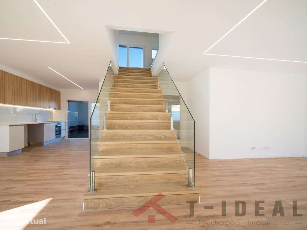 Moradia T4 nova próxima da Lourinhã e das praias-6