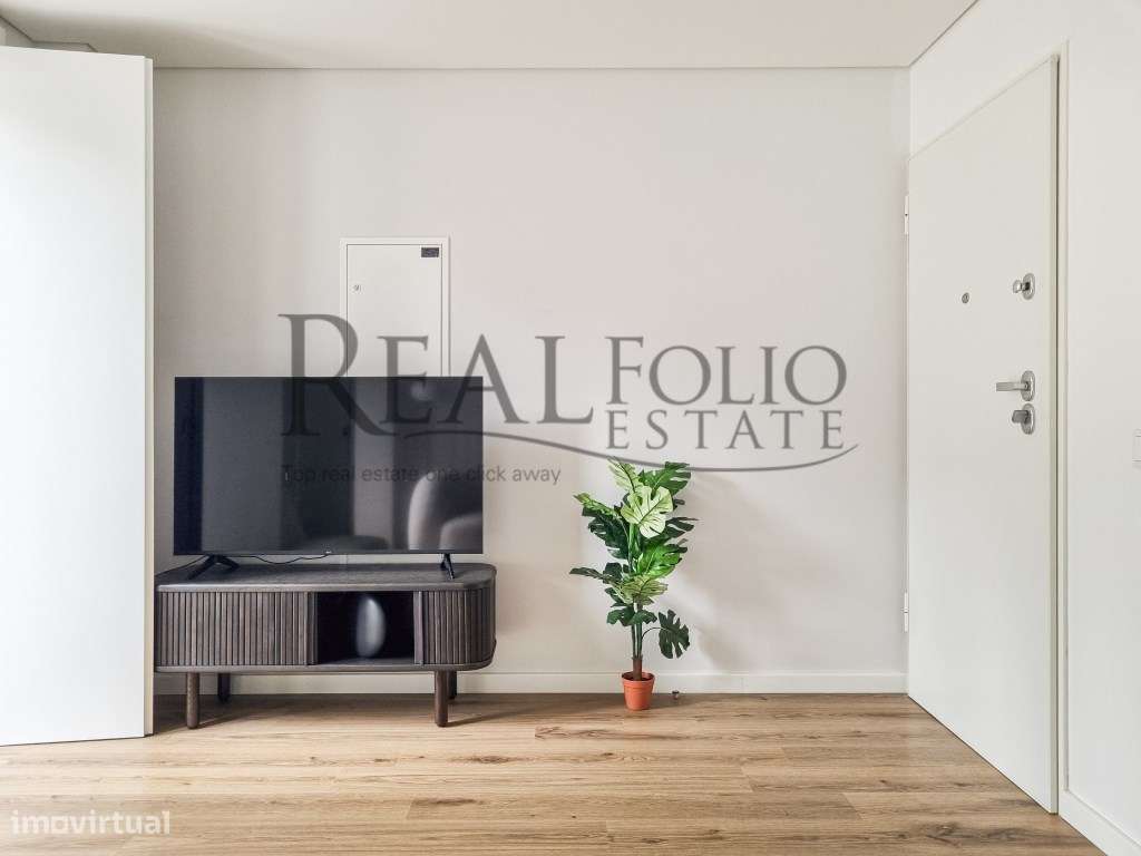 Apartamento T3 mobilado com Estacionamento no Centro de Lisboa. - Grande imagem: 5/43