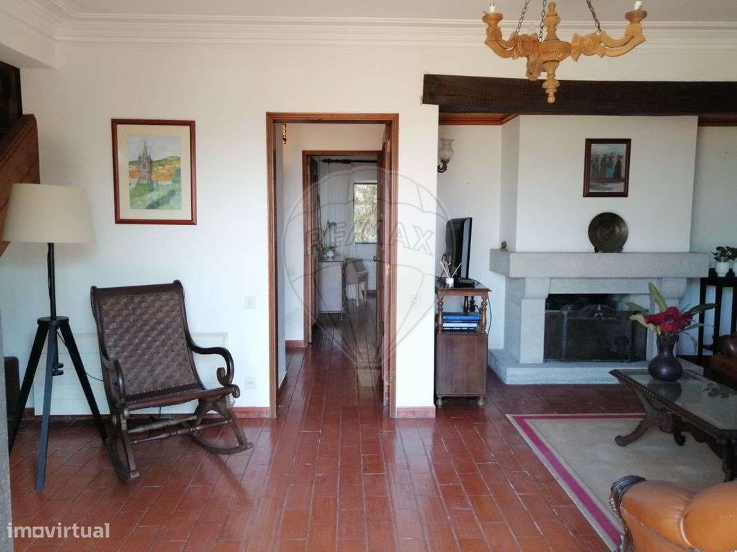 Moradia T6 para venda-15