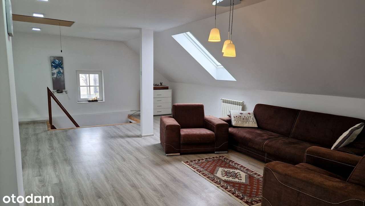 Sprzedam wyremontowany dom w otoczeniu drzew dębowych-9