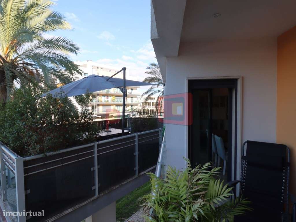 APARTAMENTO T3 COM GARAGEM BOX - MONTIJO-14