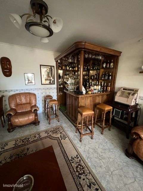 Excelente Moradia c/Piscina, Ringue desportivo, Garagem-51