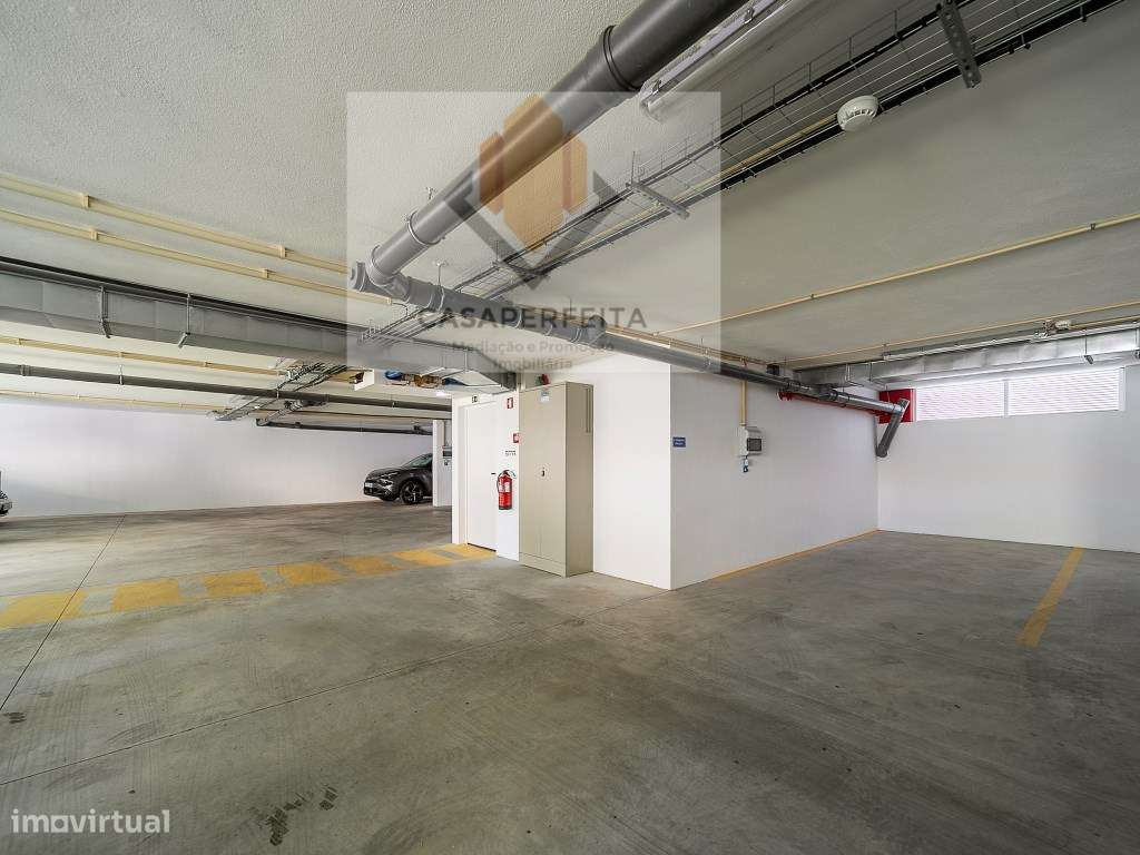 Apartamento T1 Novo com Varanda Ampla e Lugar de Garagem - Oliveira...-27