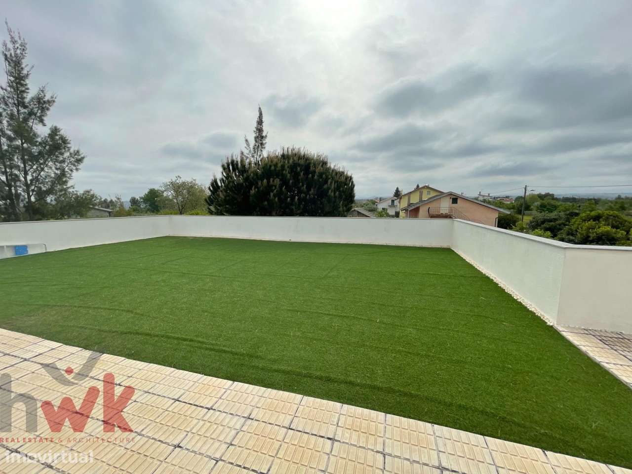 Moradia T4 Moderna com Vista Serra da Estrela-21