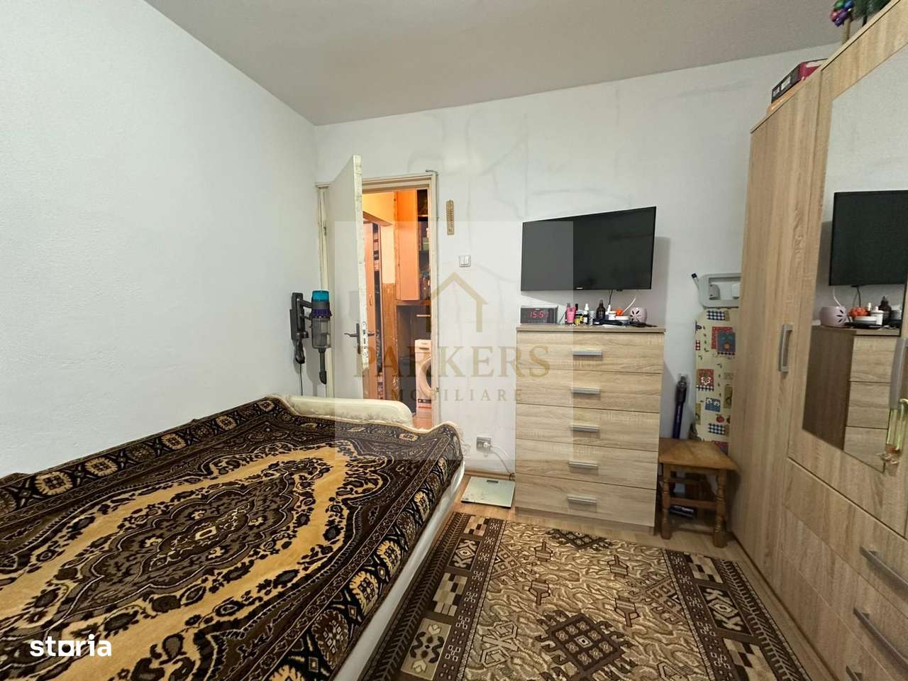 Apartament 3 camere semidecomandat de vanzare zona Manastur-2