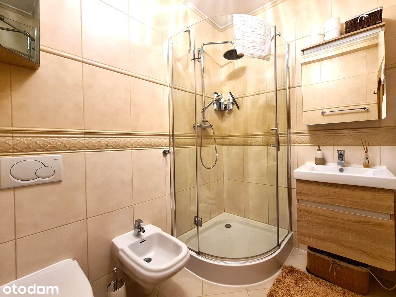 dom w zabudowie szeregowej Świebodzice-15