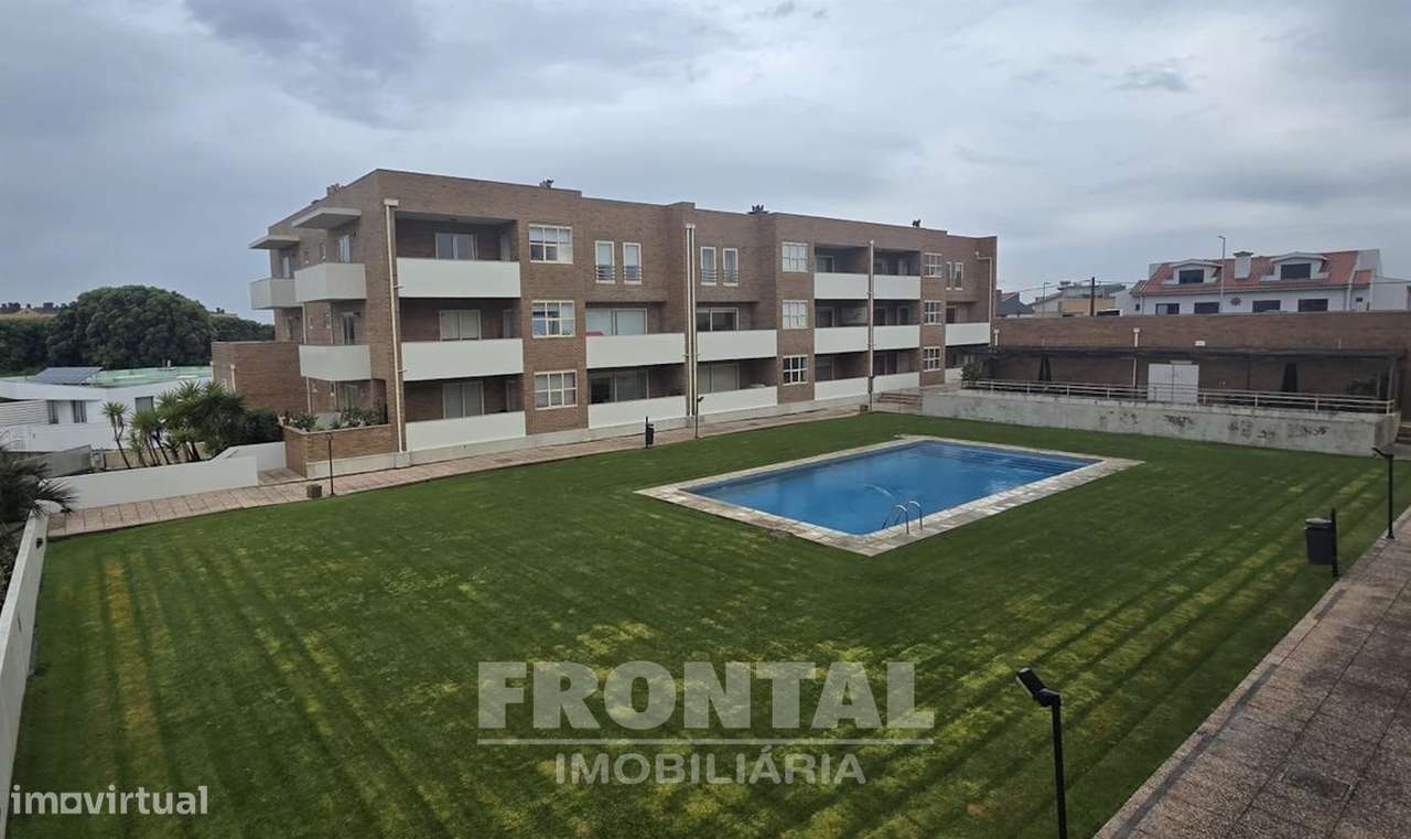 T3 Duplex em Condomínio Fechado com Piscina | Lavra, Matosinhos - Grande imagem: 3/38