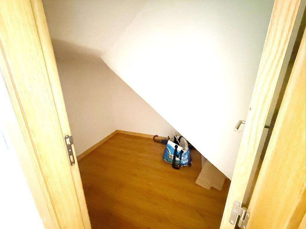 T2+1 pronto a habitar no centro de Lisboa!-11