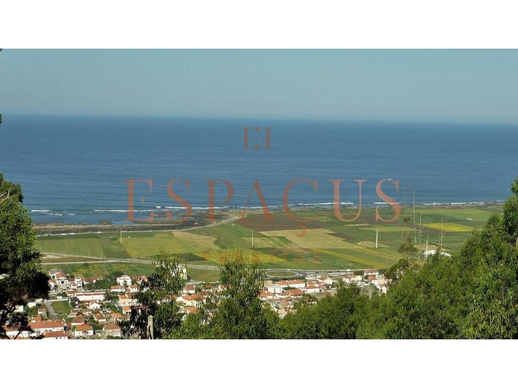 Moradia de Luxo Vista Mar-23