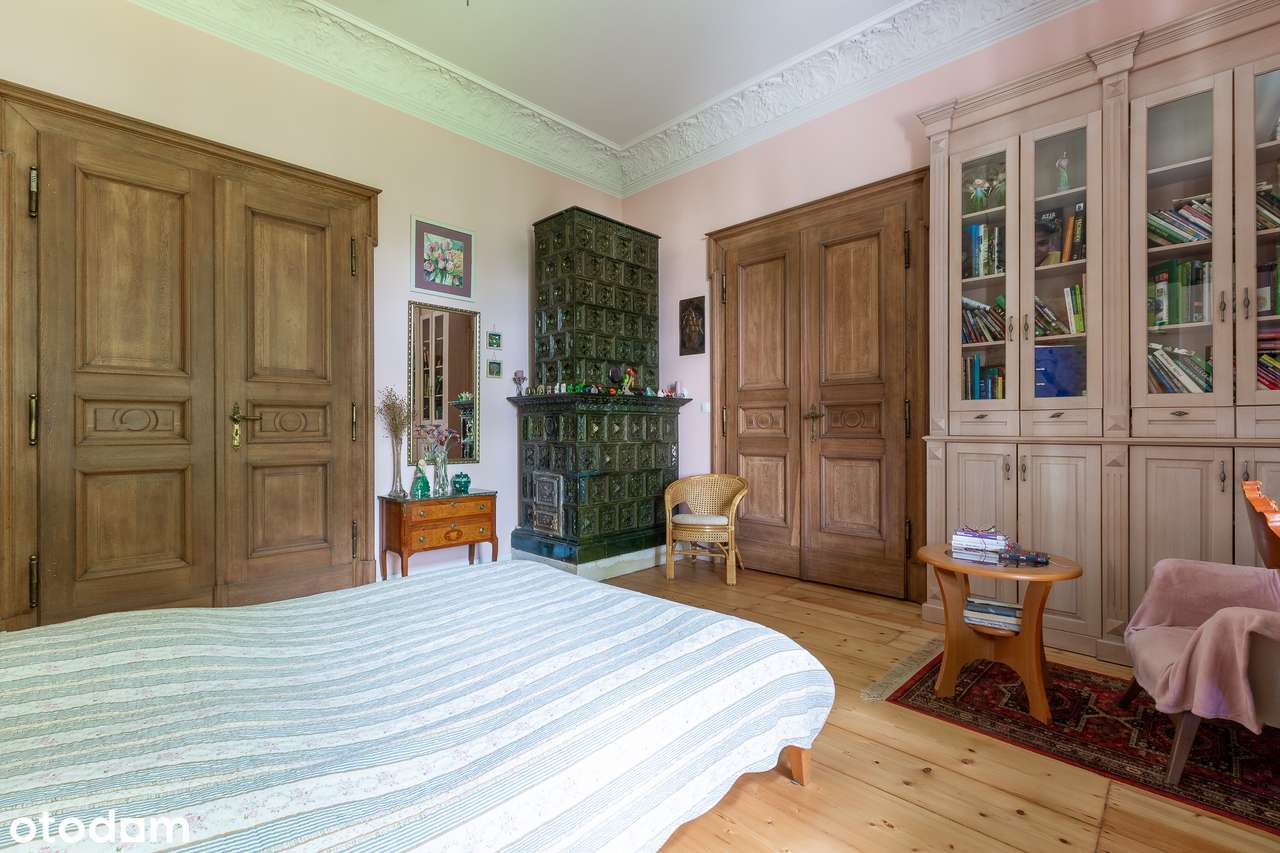 Unikatowe mieszkanie willowe dla konesera z dużym ogrodem-7